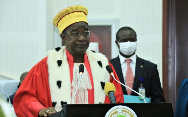Togo Le Président De La Cour Suprême Du Togo Abdoulaye Bawa Yaya Dénonce Les Pratiques